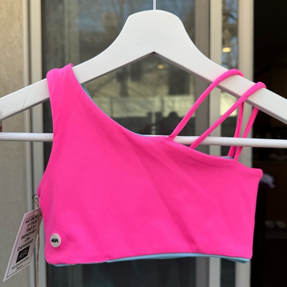 NWT Tiger Friday Dancewear May Reversible Crop Size CL Color Cotton Candy - Picture 2 of 12